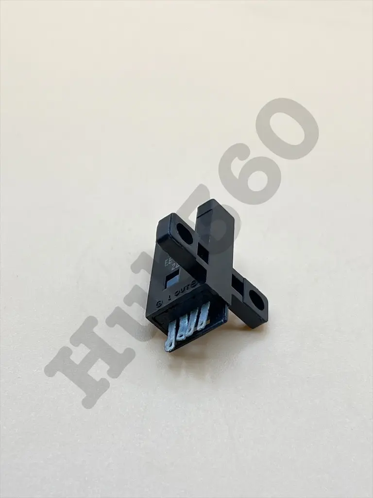 YHVR4747.webp