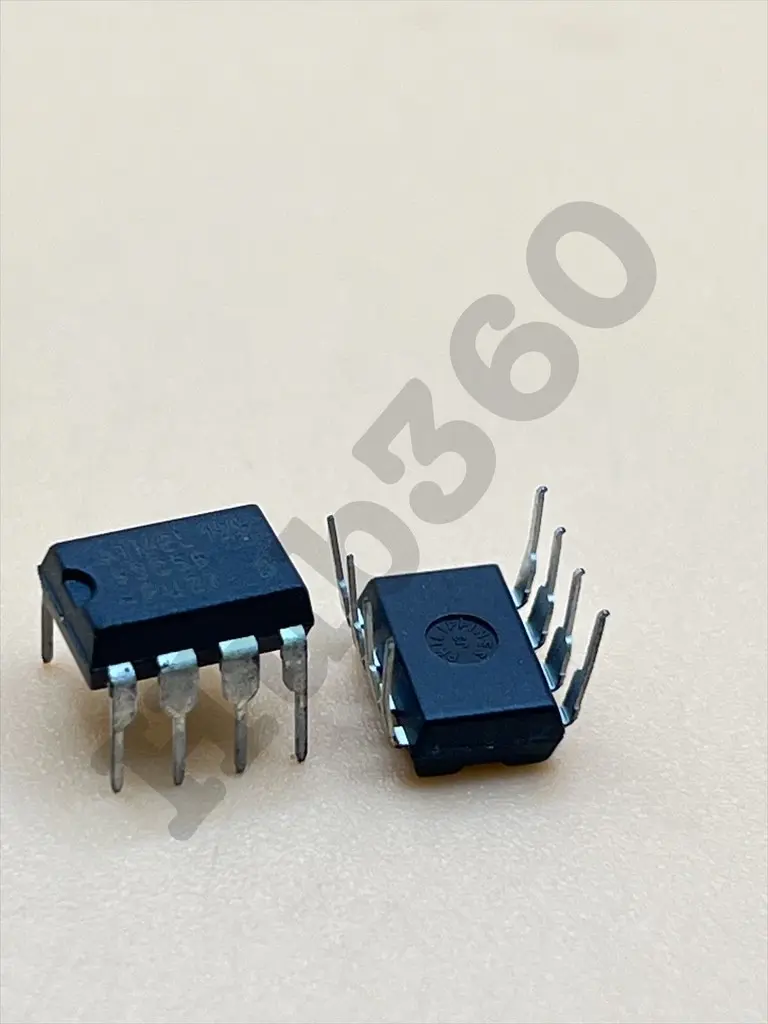 AT93C56