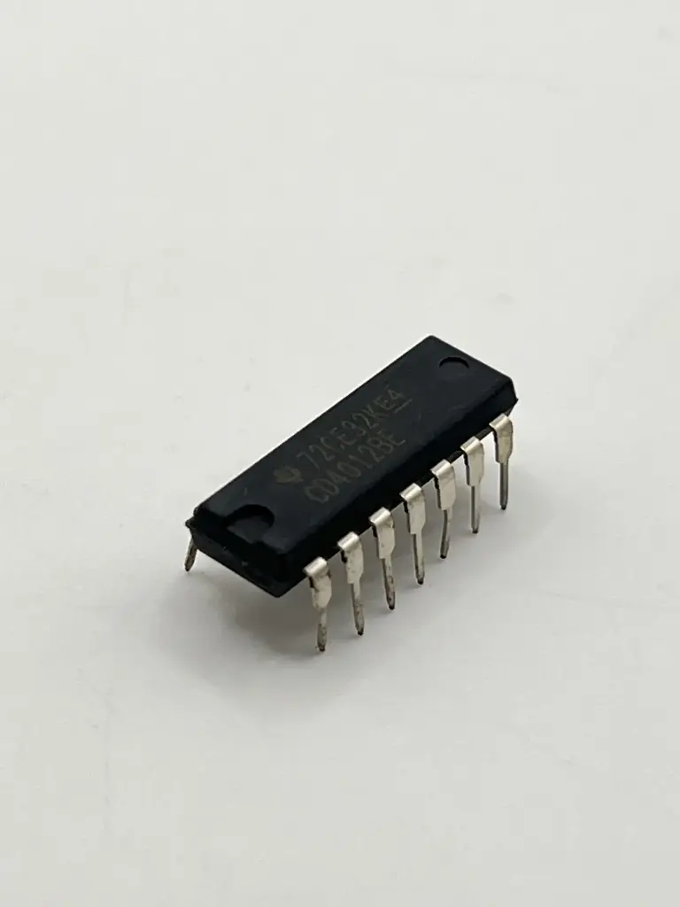 CD4012