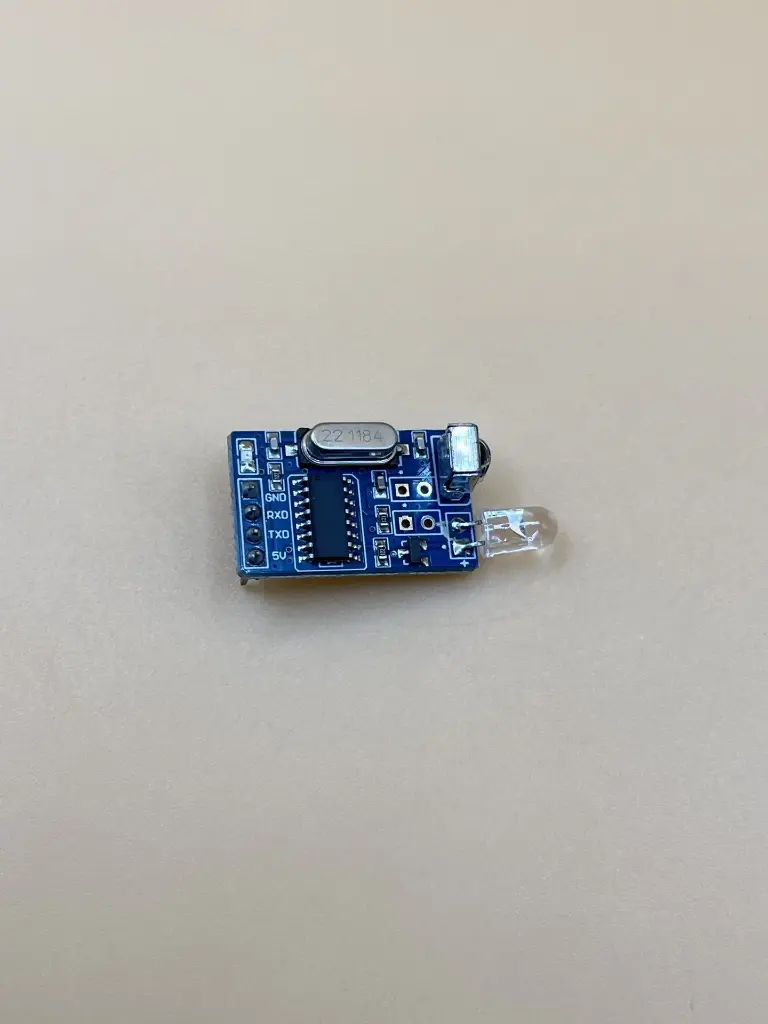 IR decoding and transceiver module
