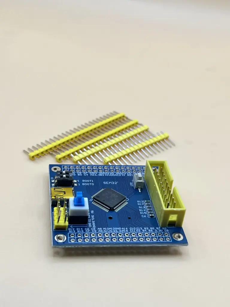 STM32F103R8T6 STM32 development board
