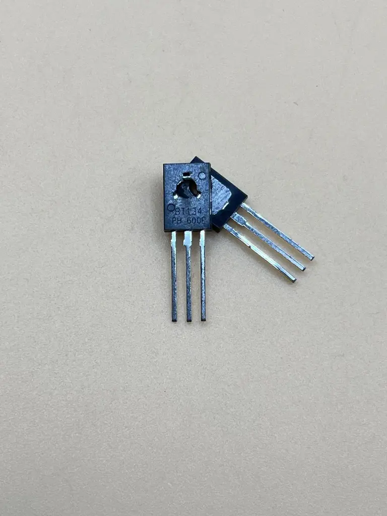 BT134-600E triac thyristor