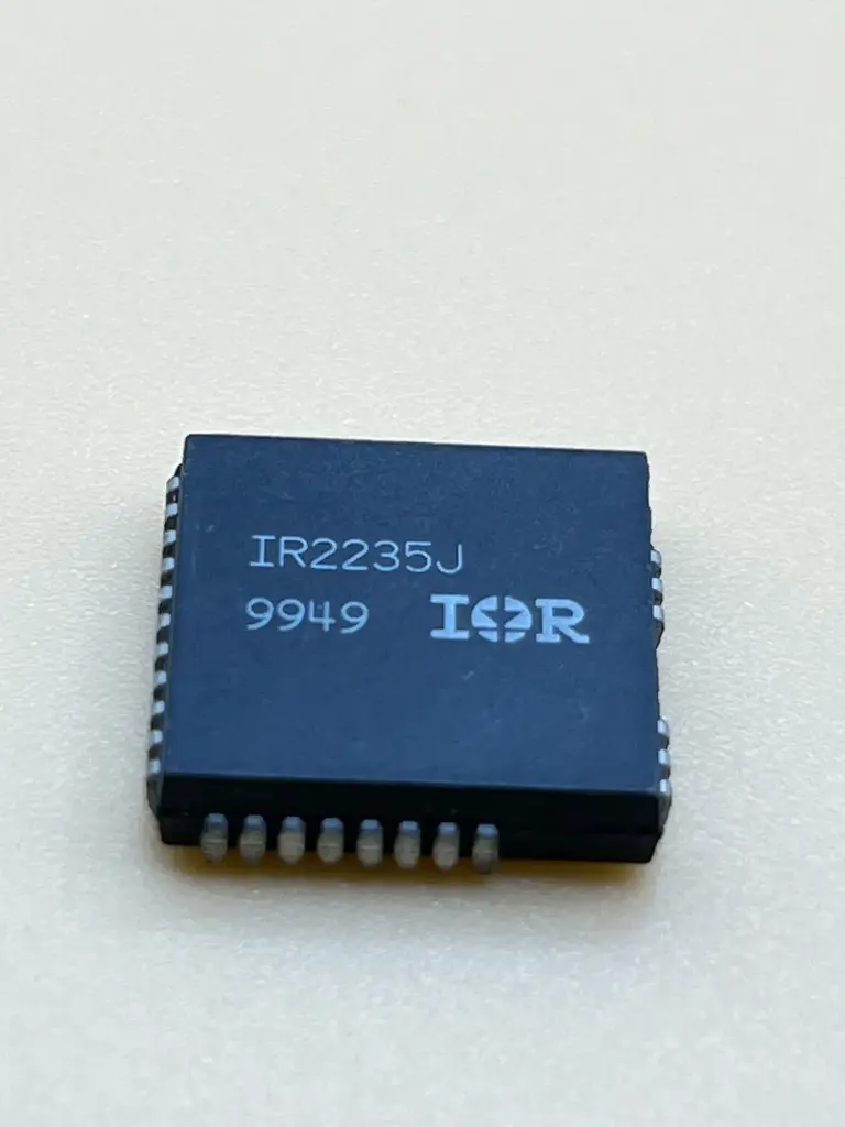 IR2235J PLCC Block