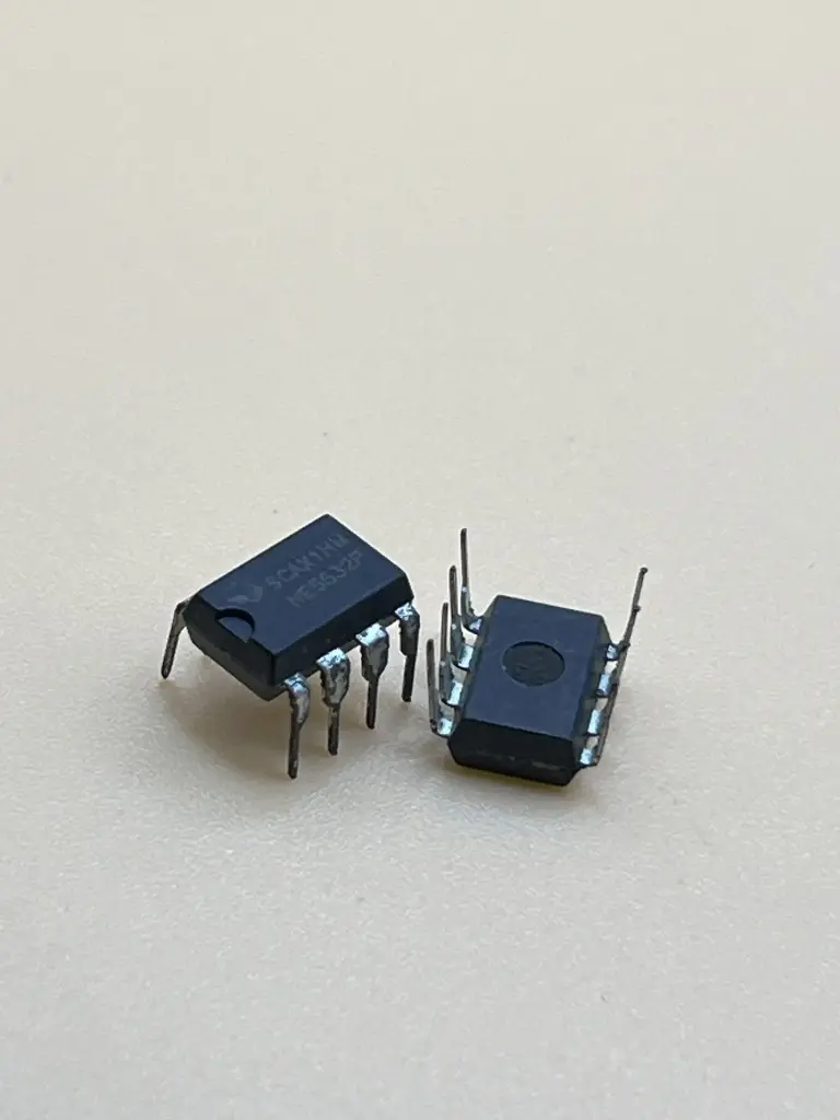 NE5532 low noise dual op amp