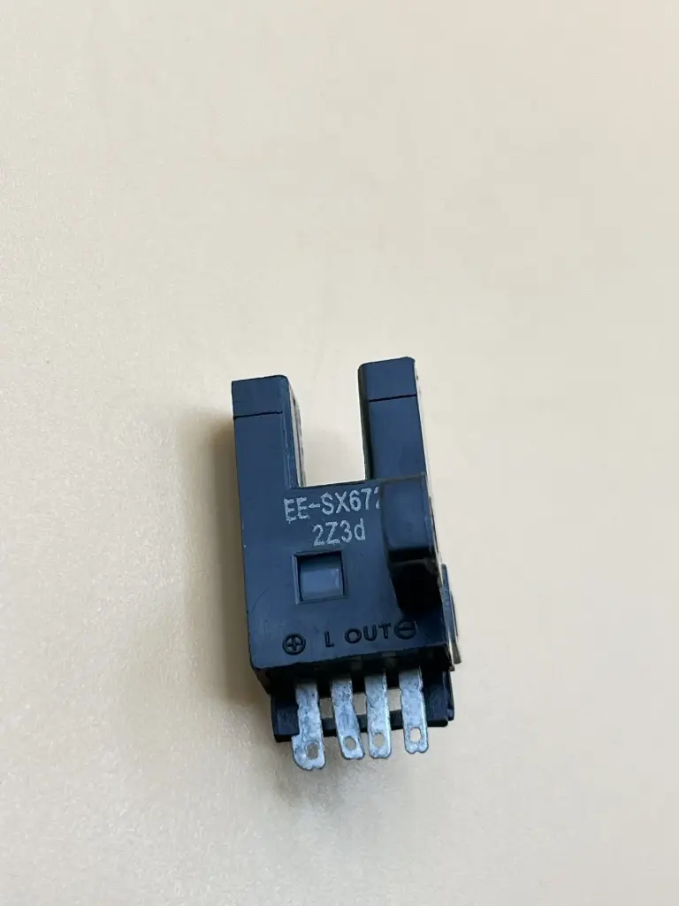 EE-SX672 photoelectric switch sensor