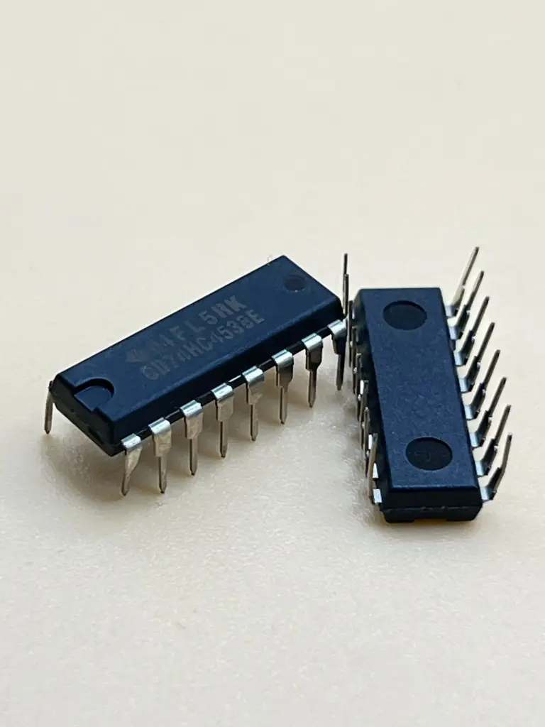 CD74HC4538E (74HC4538) multivibrator
