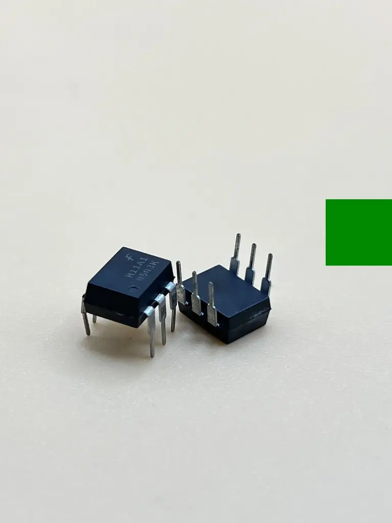 H11A1 Transistor output optical isolator