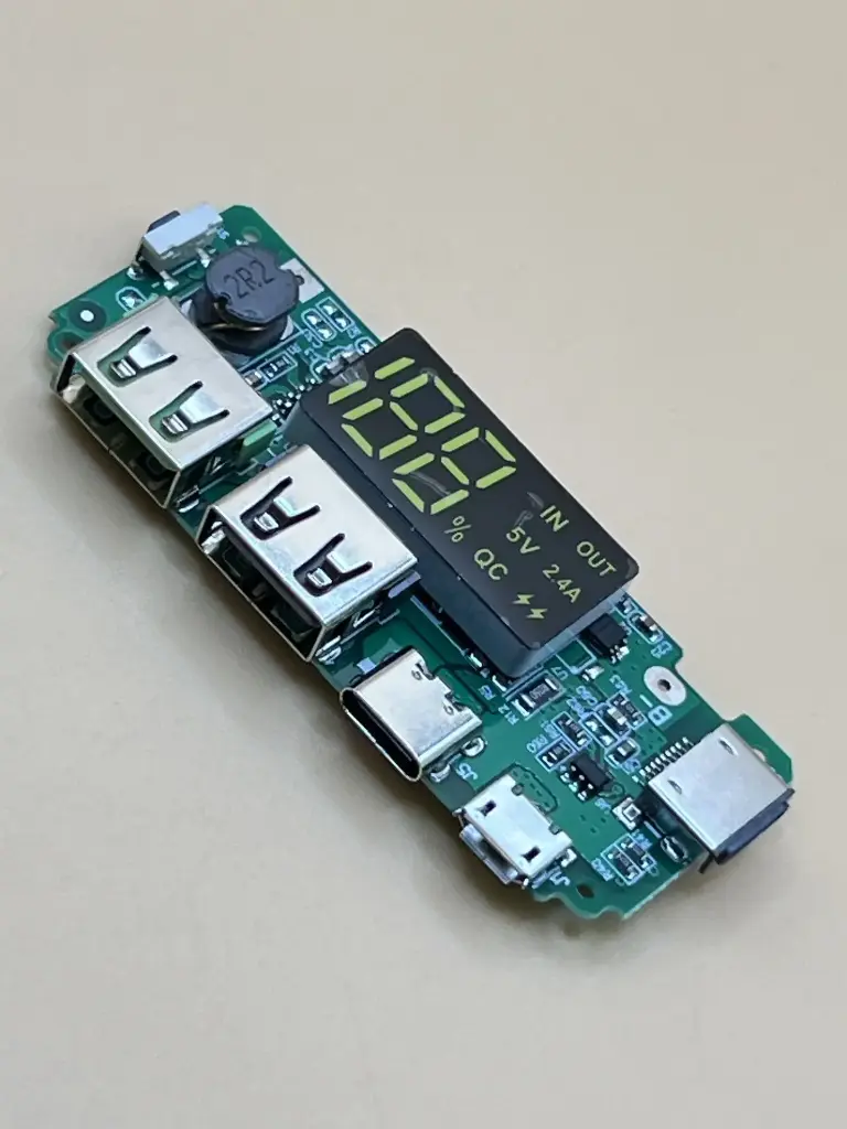 5V 2.4A power bank module with display