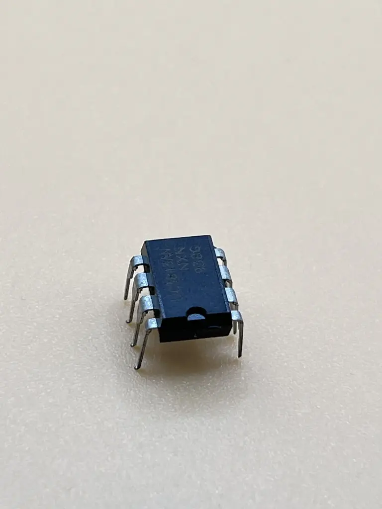 UC3843