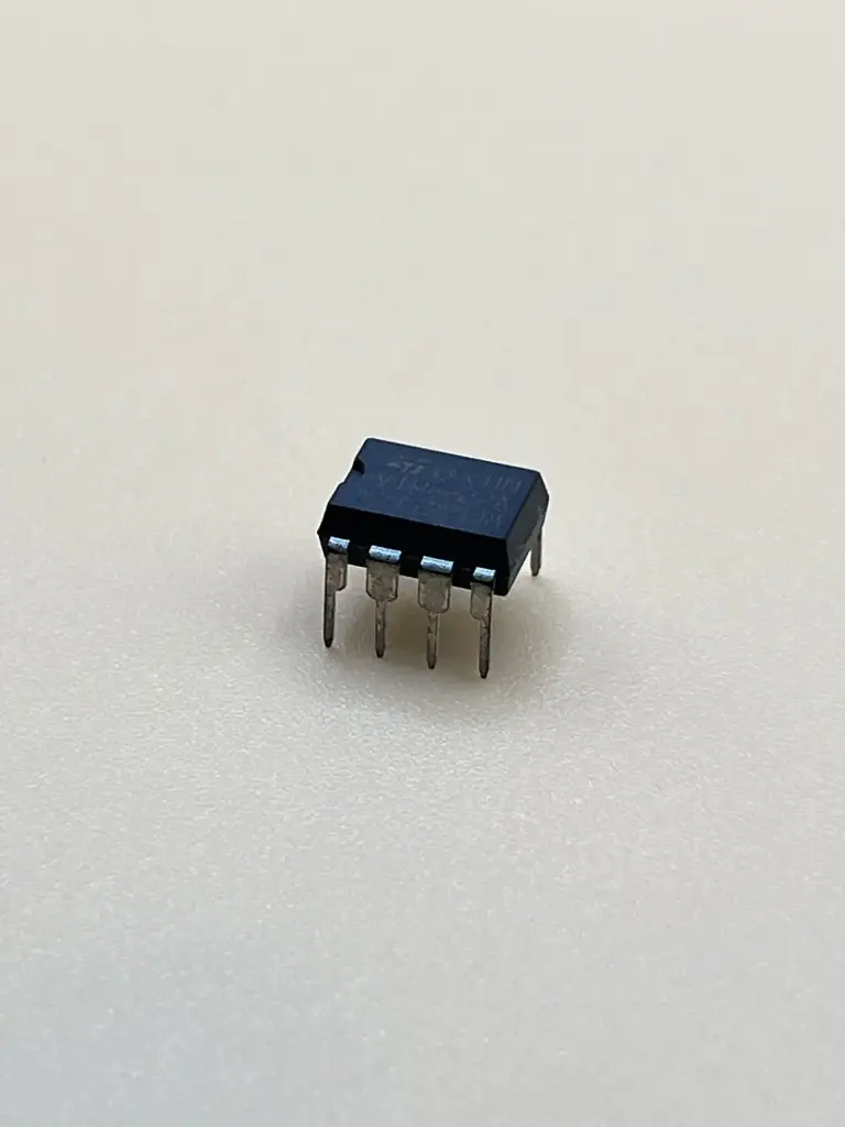 VIPER22 switching power supply