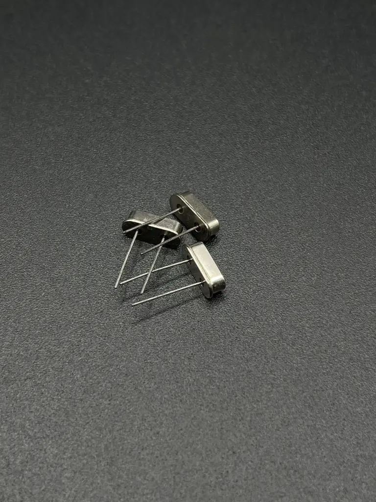 16.384MHz crystal oscillator