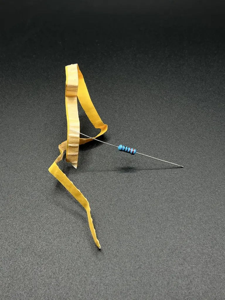 220Ω 1W resistor