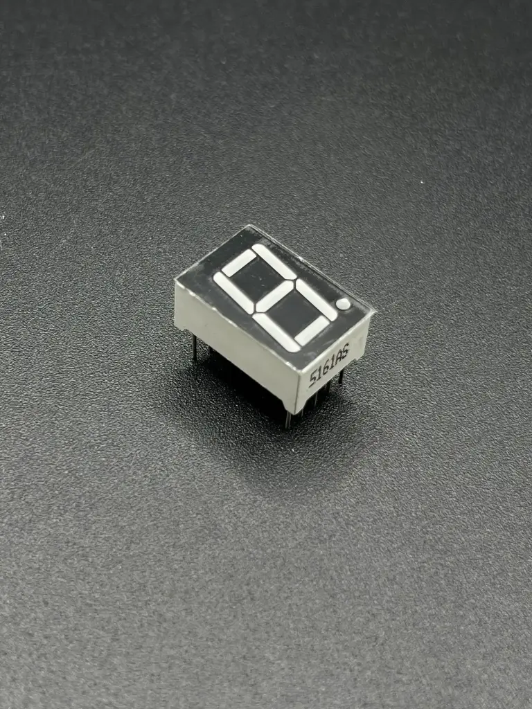 0.5 inches 1 digit seven segment display