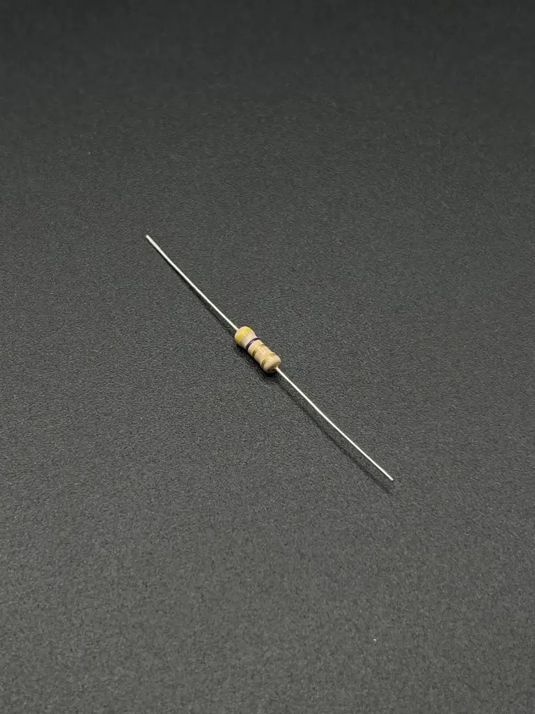 4.7Ω 1/4W resistor