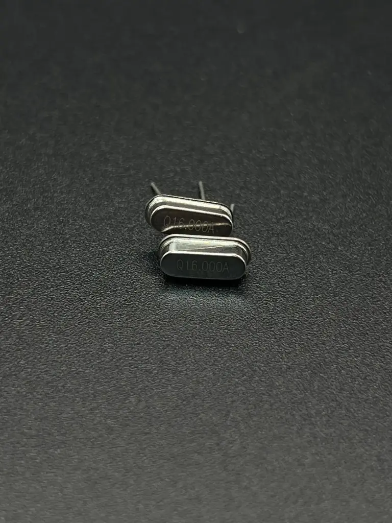 16MHz crystal oscillator